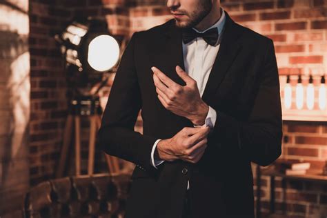 how to get tuxedo outfit.